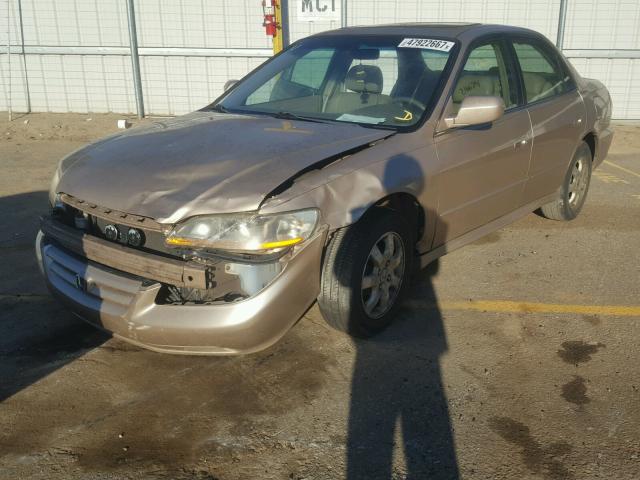 1HGCG66802A050596 - 2002 HONDA ACCORD EX GOLD photo 2