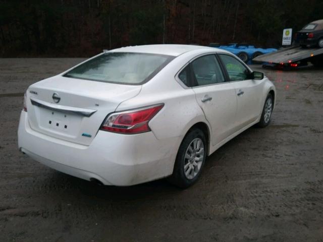 1N4AL3AP1EC145441 - 2014 NISSAN ALTIMA 2.5 WHITE photo 4