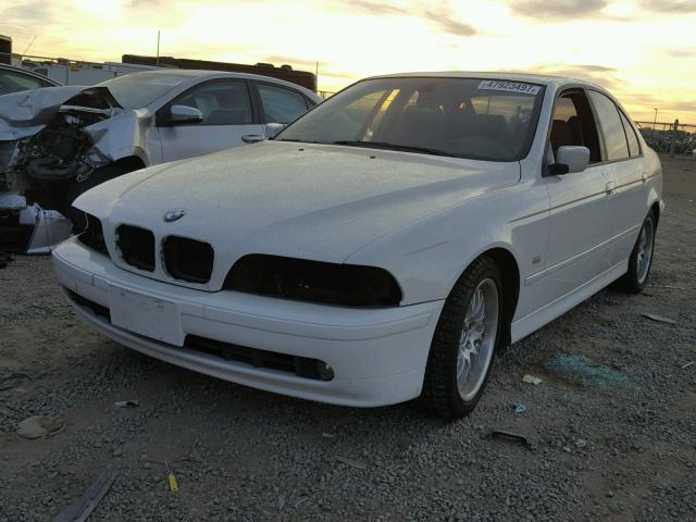 WBADT63442CH90396 - 2002 BMW 530 I AUTO WHITE photo 2