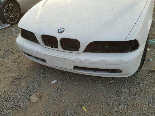 WBADT63442CH90396 - 2002 BMW 530 I AUTO WHITE photo 9