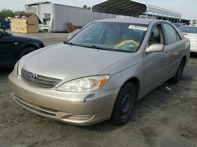 4T1BE32K33U226553 - 2003 TOYOTA CAMRY LE GOLD photo 2