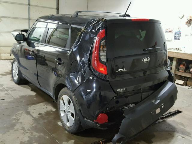 KNDJN2A20F7793379 - 2015 KIA SOUL BLACK photo 3