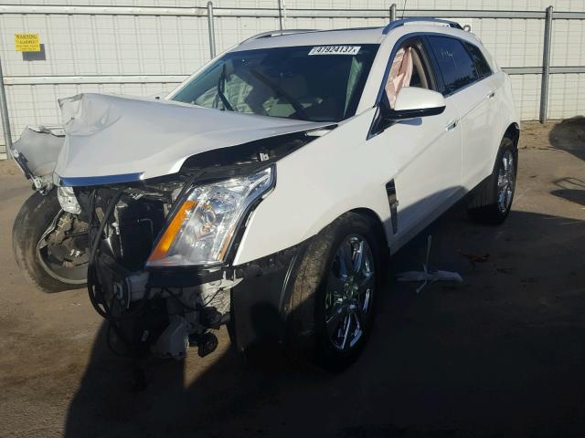 3GYFNCE31CS602915 - 2012 CADILLAC SRX PREMIU WHITE photo 2