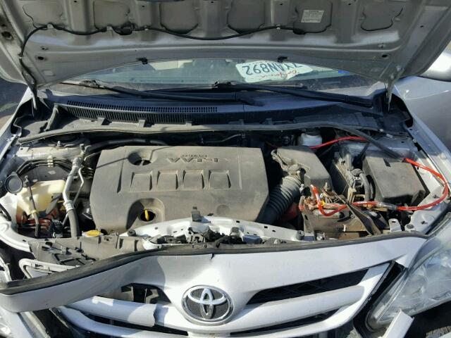 5YFBU4EE1CP051123 - 2012 TOYOTA COROLLA BA SILVER photo 7