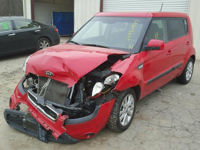 KNDJT2A59D7555155 - 2013 KIA SOUL RED photo 2