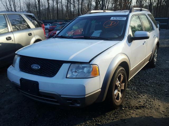 1FMZK05195GA03444 - 2005 FORD FREESTYLE WHITE photo 2