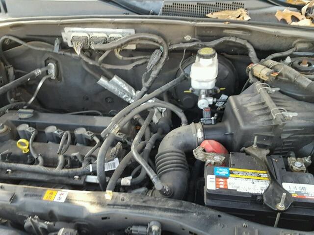 1FMCU0D77BKA72437 - 2011 FORD ESCAPE XLT BLUE photo 7