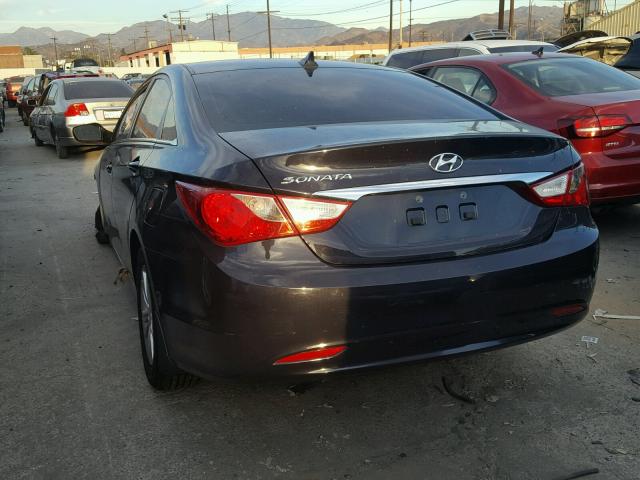 5NPEB4AC4BH145368 - 2011 HYUNDAI SONATA GLS BLUE photo 3