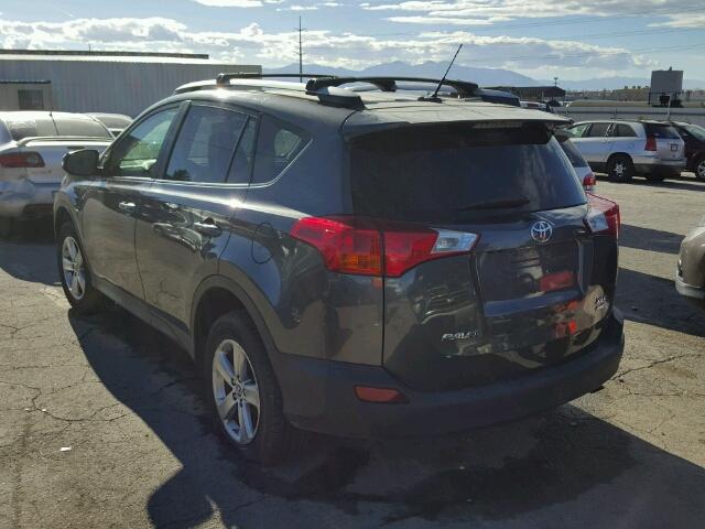 2T3RFREV1FW233680 - 2015 TOYOTA RAV4 XLE GRAY photo 3