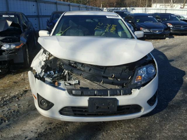 3FAHP0HA1CR141794 - 2012 FORD FUSION SE WHITE photo 9