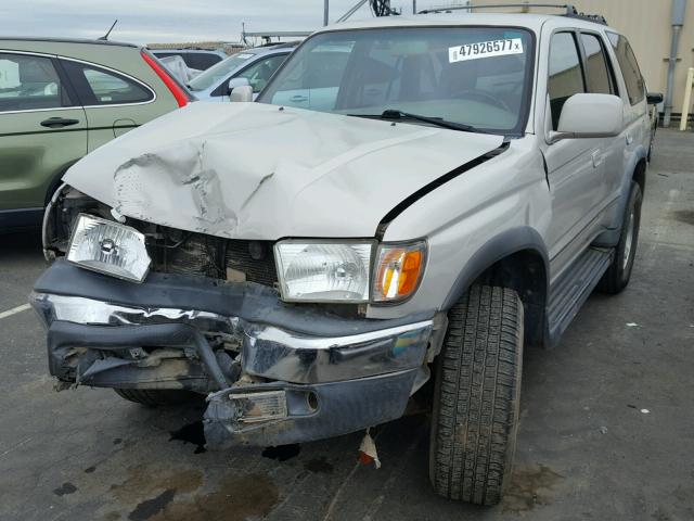 JT3HN86R3X0257872 - 1999 TOYOTA 4RUNNER SR CREAM photo 2