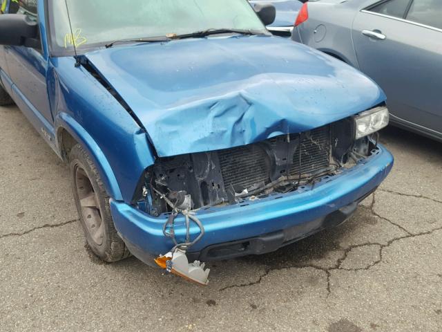 1GCCS19W718145849 - 2001 CHEVROLET S TRUCK S1 BLUE photo 9