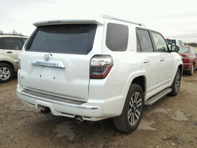 JTEBU5JR1J5489113 - 2018 TOYOTA 4RUNNER SR WHITE photo 4