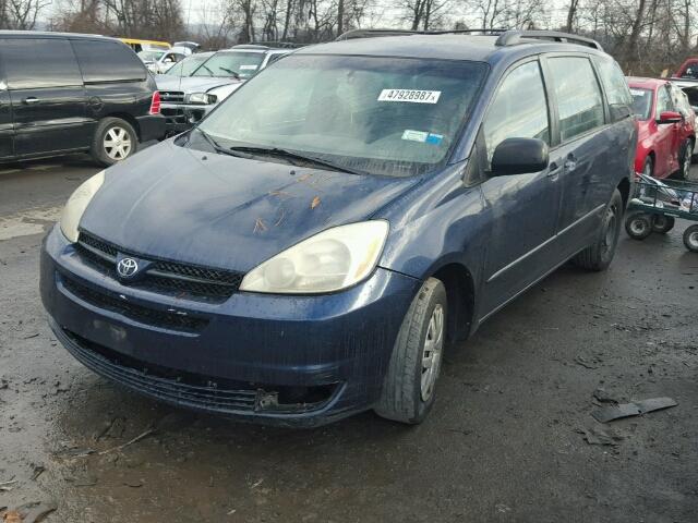 5TDZA23C74S176102 - 2004 TOYOTA SIENNA CE BLUE photo 2