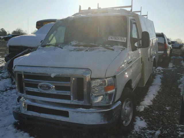 1FDWE3FL7DDA78638 - 2013 FORD ECONOLINE WHITE photo 2