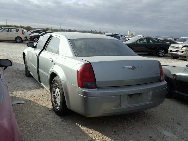 2C3KA43R26H367028 - 2006 CHRYSLER 300 SILVER photo 3