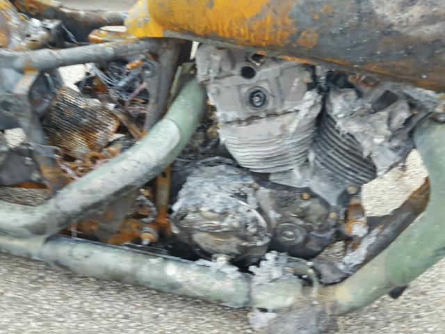 1HFSC3904WA003402 - 1998 HONDA VT1100 C3 BURN photo 7