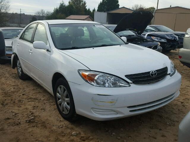 4T1BE32K13U155370 - 2003 TOYOTA CAMRY LE WHITE photo 1