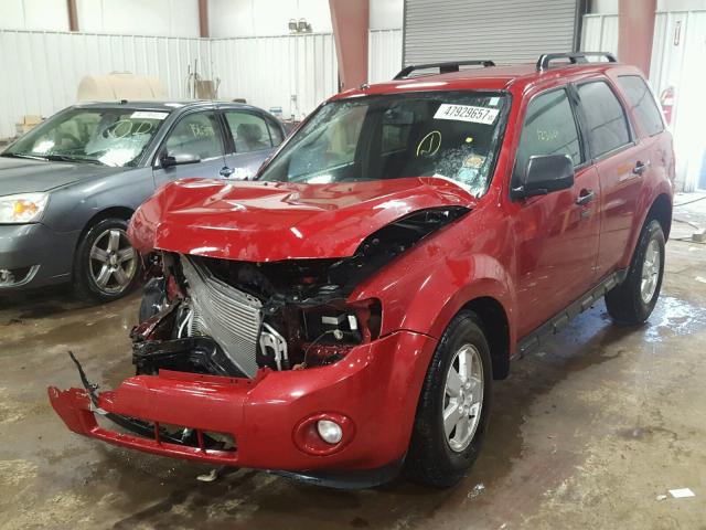 1FMCU03709KD15520 - 2009 FORD ESCAPE XLT RED photo 2