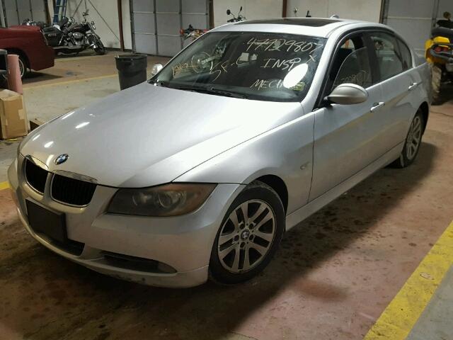 WBAVB13596KX36006 - 2006 BMW 325 I SILVER photo 2