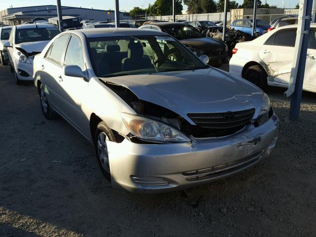 4T1BE32K03U691517 - 2003 TOYOTA CAMRY LE 银色 照片 1