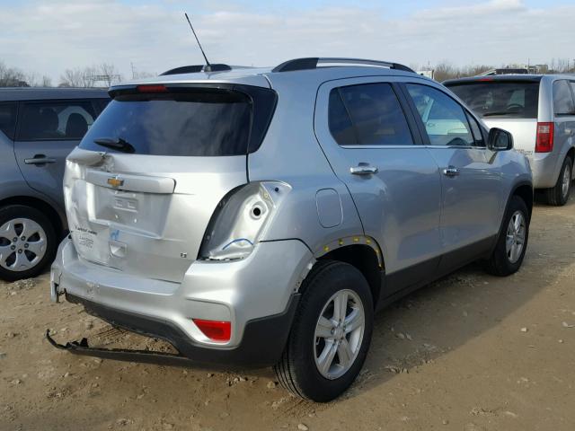 KL7CJPSB7HB197442 - 2017 CHEVROLET TRAX 1LT SILVER photo 4