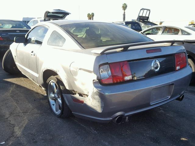 1ZVHT82H165163728 - 2006 FORD MUSTANG GT GRAY photo 3