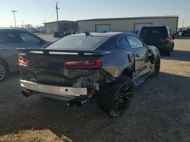 1G1FJ1R64H0157930 - 2017 CHEVROLET CAMARO ZL1 灰色 照片 4