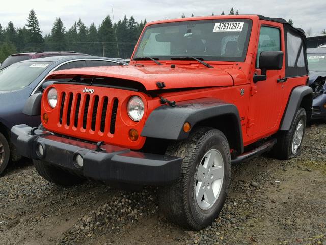 1C4AJWAG3DL678360 - 2013 JEEP WRANGLER S RED photo 2