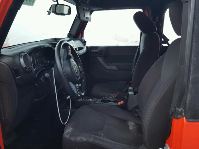 1C4AJWAG3DL678360 - 2013 JEEP WRANGLER S RED photo 5