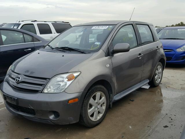 JTKKT624550107032 - 2005 TOYOTA SCION XA GRAY photo 2