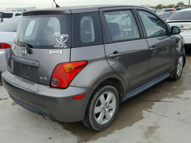 JTKKT624550107032 - 2005 TOYOTA SCION XA GRAY photo 4