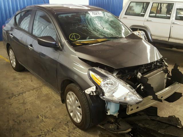 3N1CN7AP2GL882209 - 2016 NISSAN VERSA S GREEN photo 1