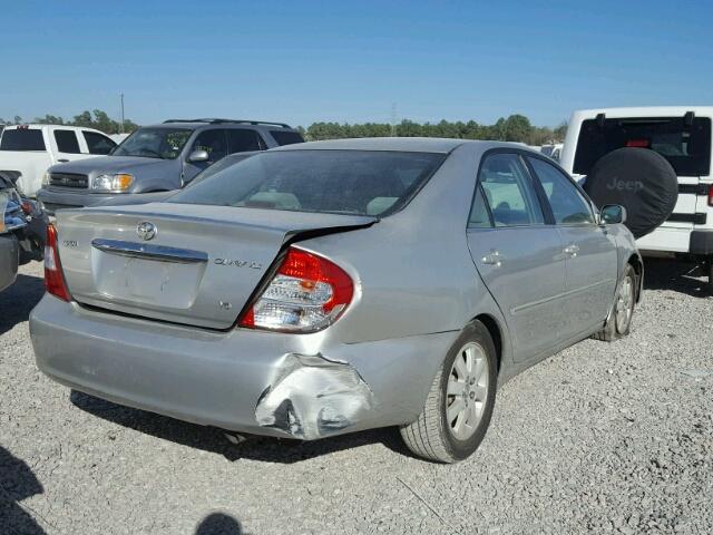 4T1BF32K12U524000 - 2002 TOYOTA CAMRY LE SILVER photo 4