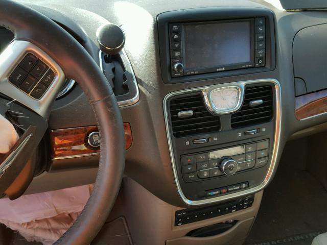 2C4RC1CG2CR232624 - 2012 CHRYSLER TOWN & COU 红色 照片 9