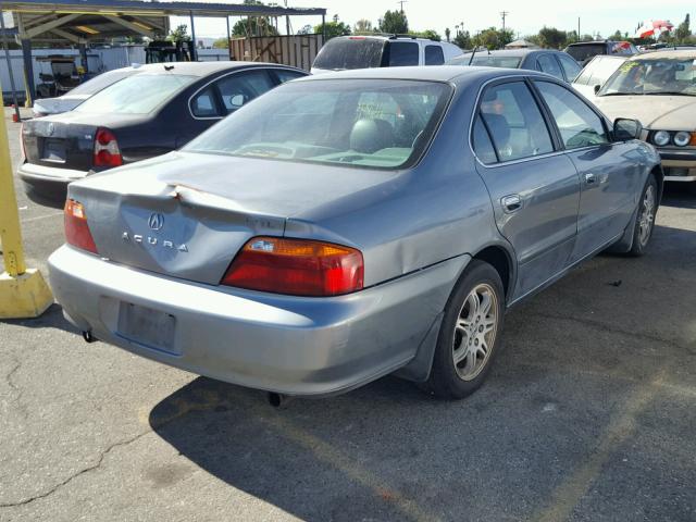 19UUA5666YA007887 - 2000 ACURA 3.2TL BLUE photo 4