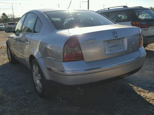 WVWRU63B45P030449 - 2005 VOLKSWAGEN PASSAT GLX GRAY photo 3