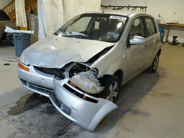 KL1TD666X6B678291 - 2006 CHEVROLET AVEO BASE SILVER photo 2