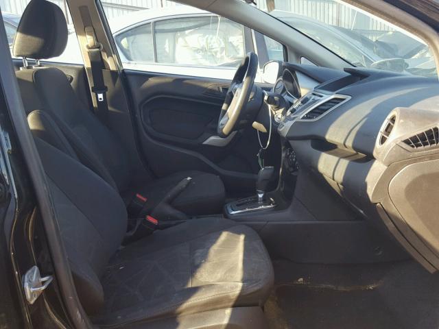 3FADP4BJ0DM227417 - 2013 FORD FIESTA SE BLACK photo 5