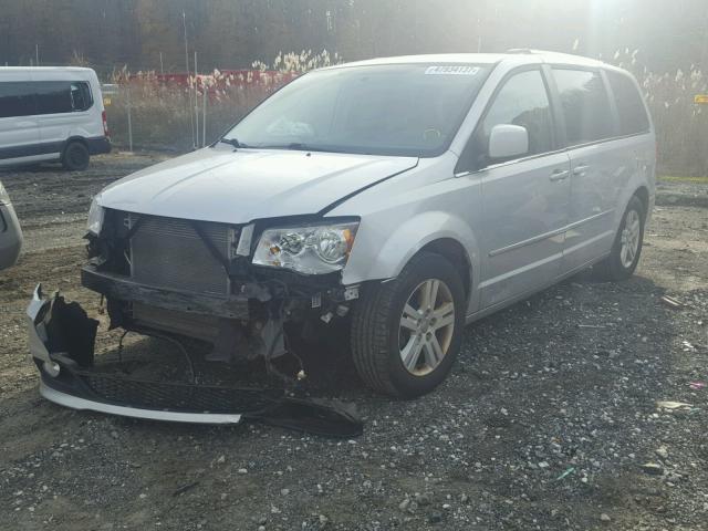 2D4RN5DG9BR723869 - 2011 DODGE GRAND CARA SILVER photo 2