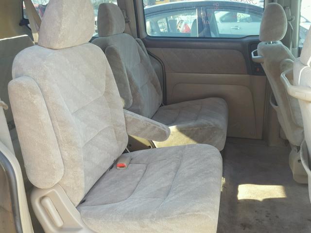 5FNRL18622B023524 - 2002 HONDA ODYSSEY EX GOLD photo 6