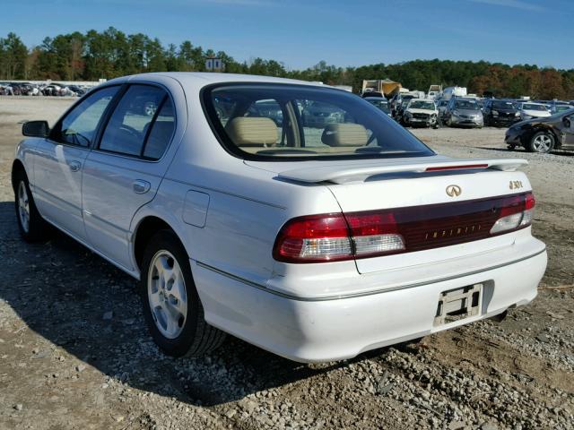 JNKCA21A4WT624368 - 1998 INFINITI I30 WHITE photo 3