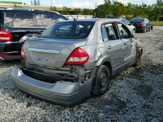 3N1BC11E09L378239 - 2009 NISSAN VERSA S GRAY photo 4