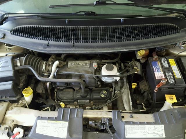 2A4GP54L27R122087 - 2007 CHRYSLER TOWN & COU GOLD photo 7