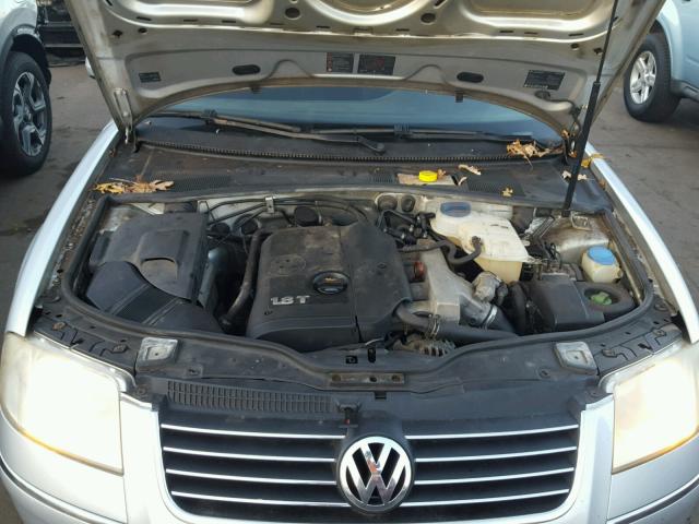 WVWND63B13E403230 - 2003 VOLKSWAGEN PASSAT GL SILVER photo 7