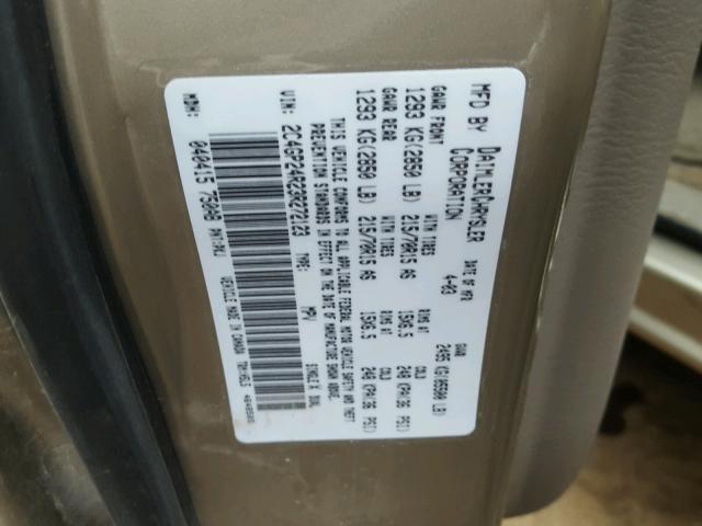 2C4GP24R23R272123 - 2003 CHRYSLER TOWN & COU TAN photo 10