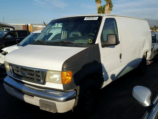 1FTRE14W63HB07721 - 2003 FORD ECONOLINE WHITE photo 2