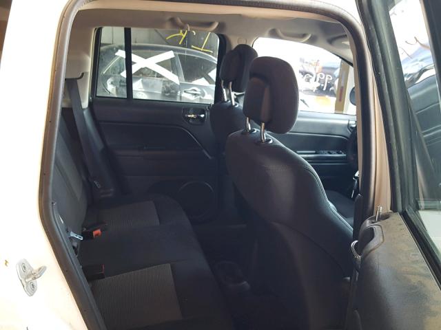 1J4NT1FB8BD272099 - 2011 JEEP COMPASS SP 白色 照片 6