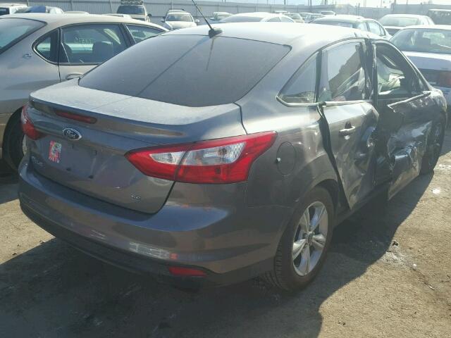 1FADP3F29EL237699 - 2014 FORD FOCUS SE GRAY photo 4