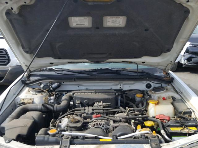 JF1SF656X1G740936 - 2001 SUBARU FORESTER S 白色 照片 7
